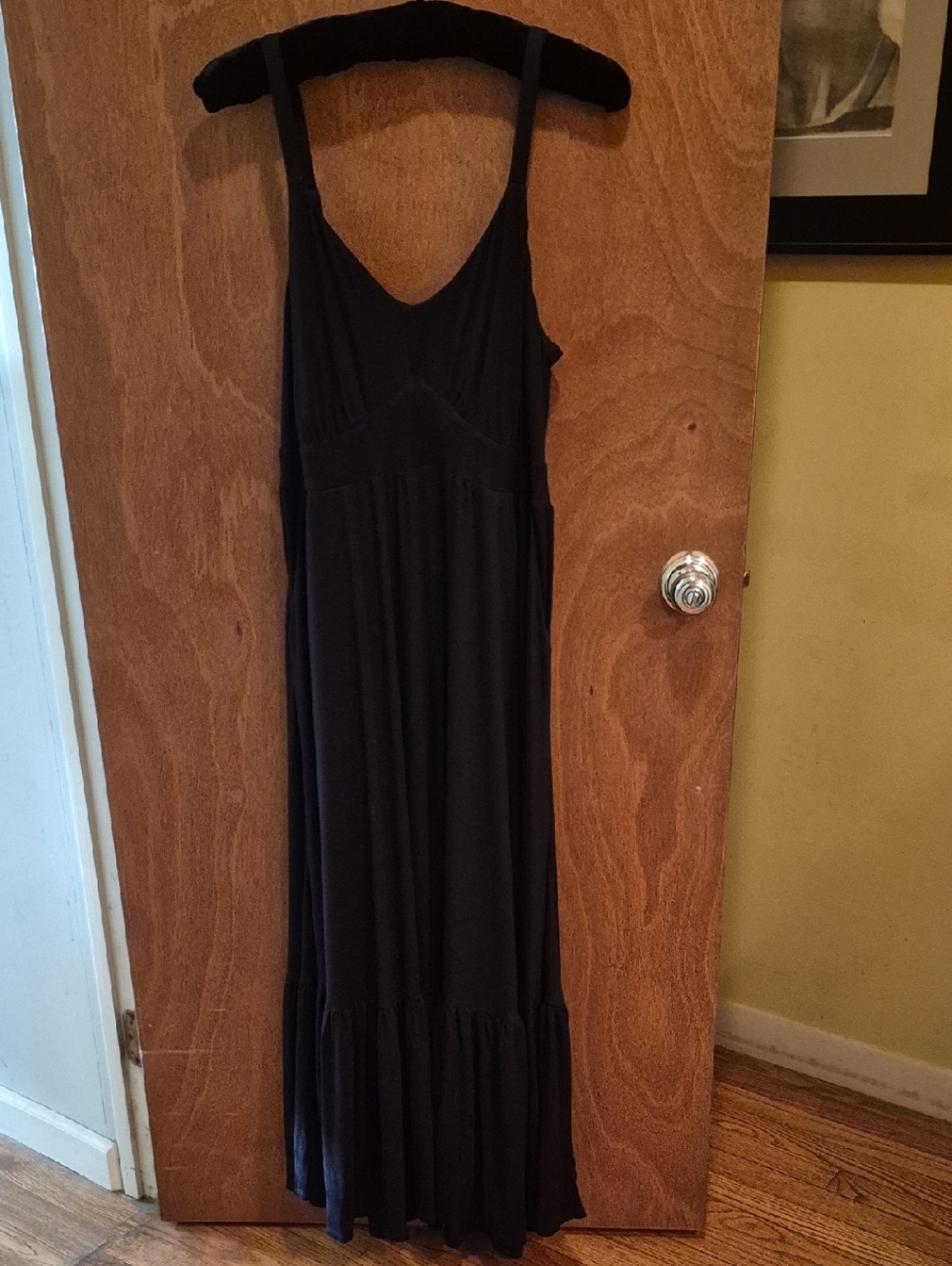 torrid Black Sleeveless V‑Neck Maxi Dress